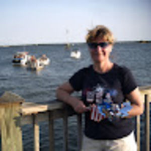 Meet your Posher, Marchela